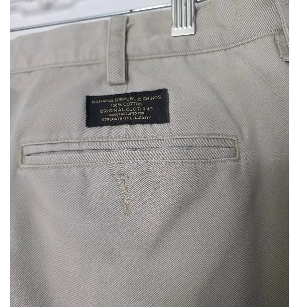 Banana Republic Men's 100% Cotton Straight Chino Khaki Pants Flat Front 36 X 32